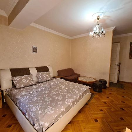 Hotel Bu Tiflis Exterior foto