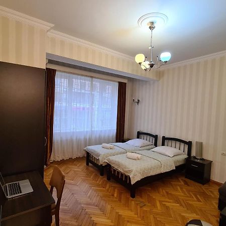 Hotel Bu Tiflis Exterior foto