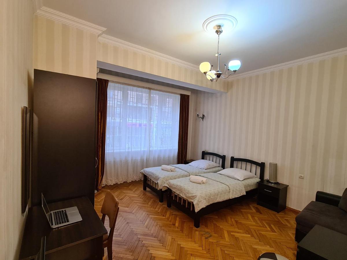 Hotel Bu Tiflis Exterior foto