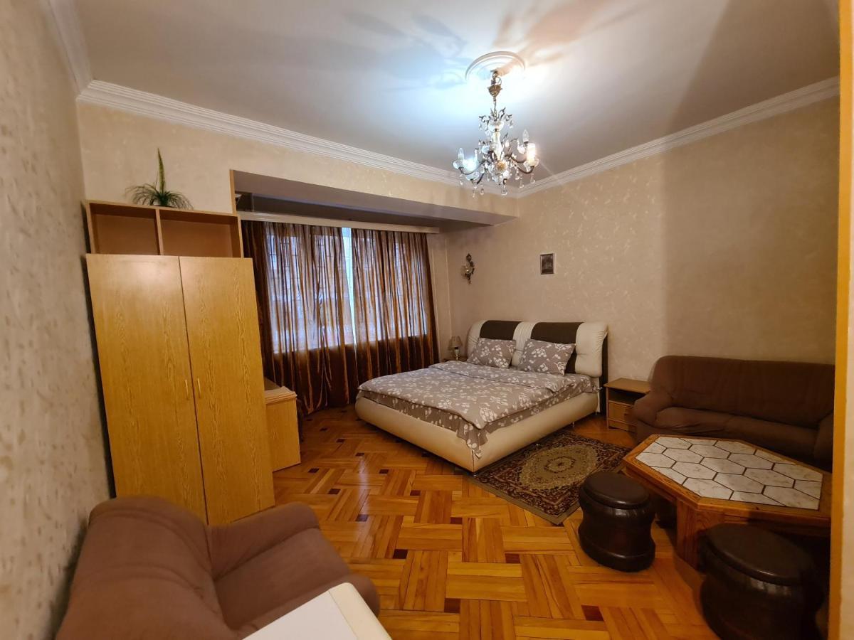 Hotel Bu Tiflis Exterior foto